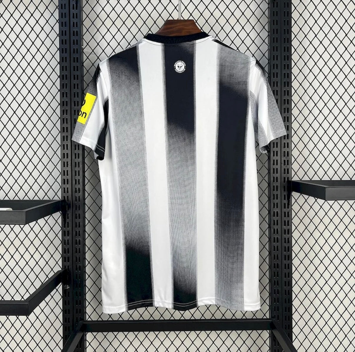 Newcastle Home Jersey 2025/26
