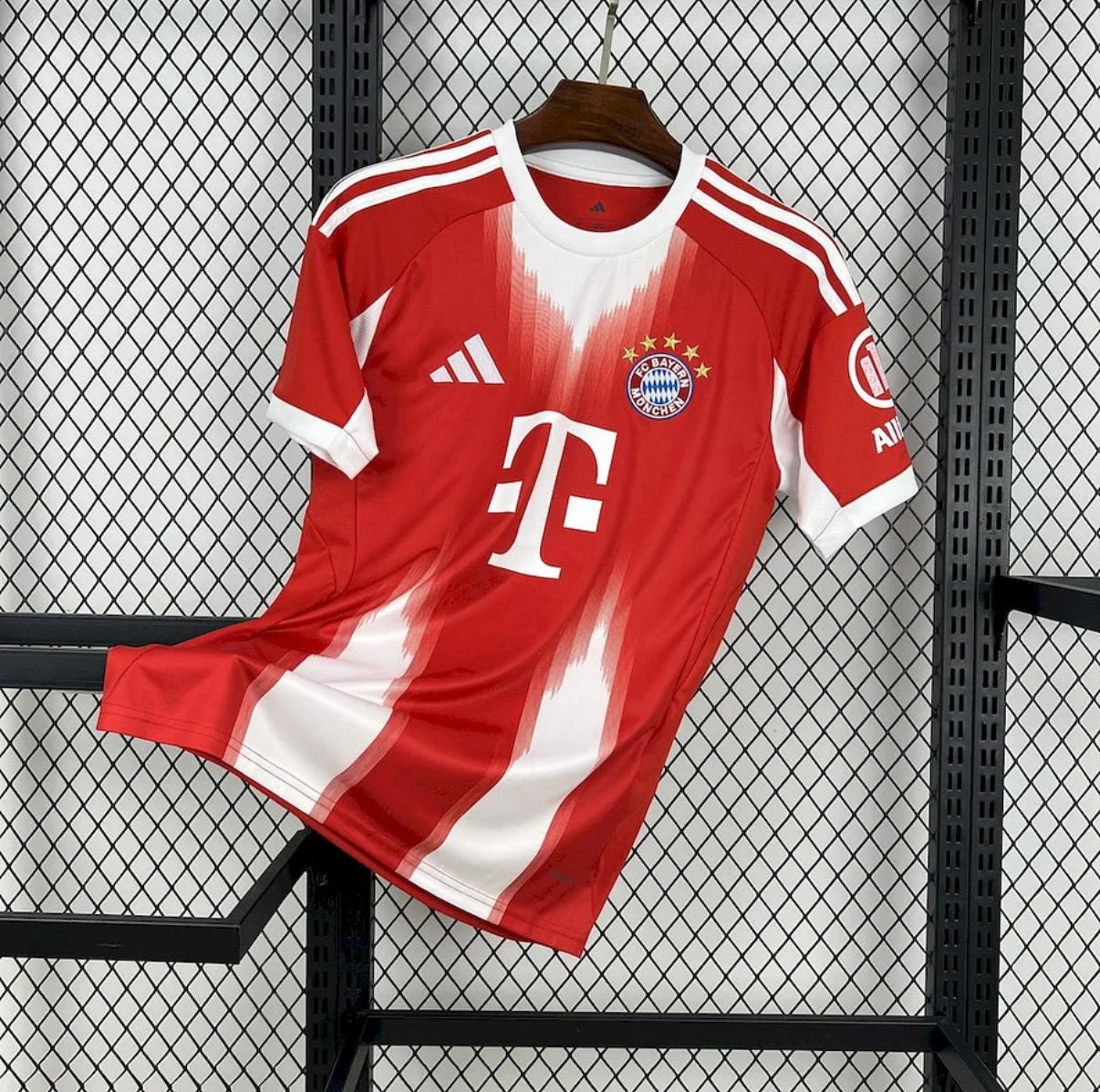 FC Bayern Home Jersey 2025/26 Edition